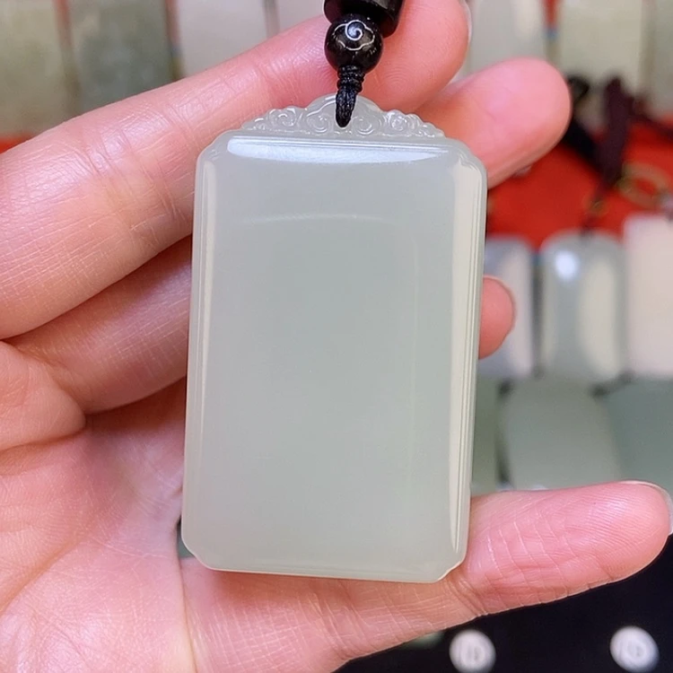 【闪购商品】颈饰未镶嵌和田玉