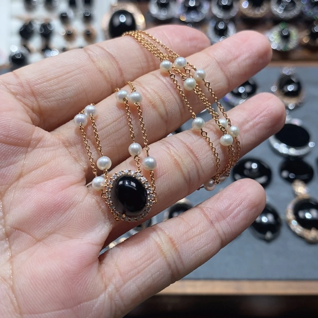 凉***栀翡翠18K金镶嵌套链