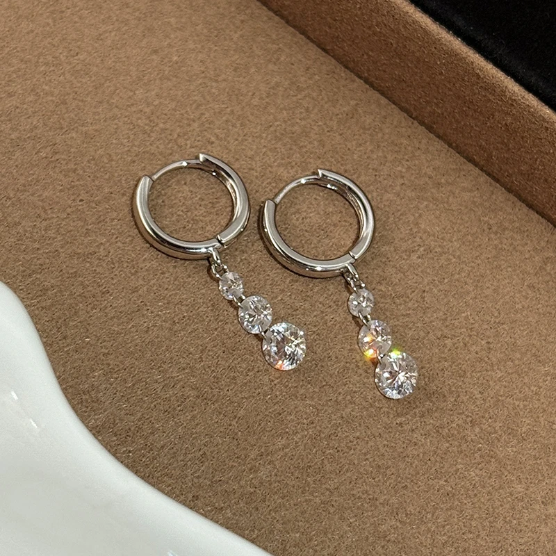 铜合金合成锆石戒指 高级感超闪气质小众轻奢百搭耳圈耳环女1965