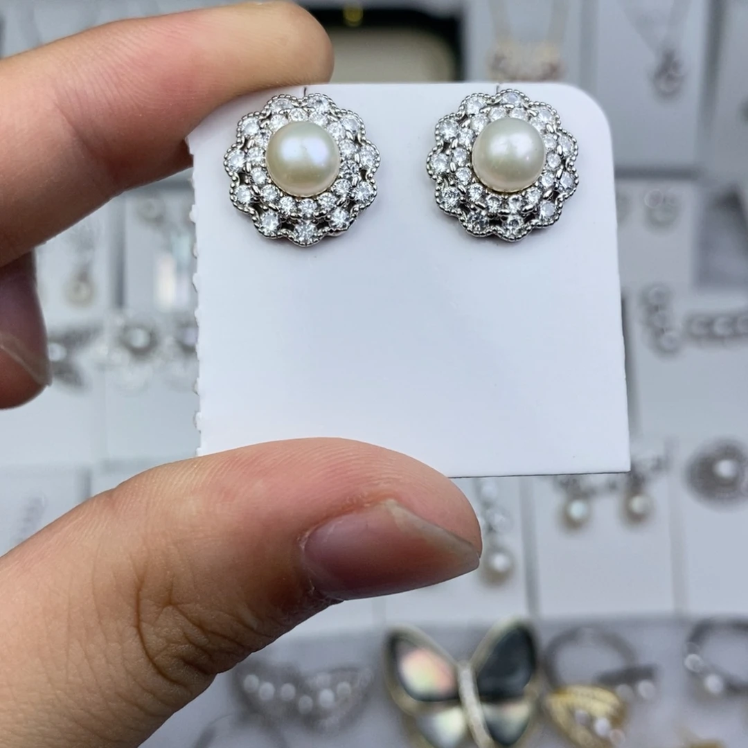 淡水珍珠耳饰未镶嵌