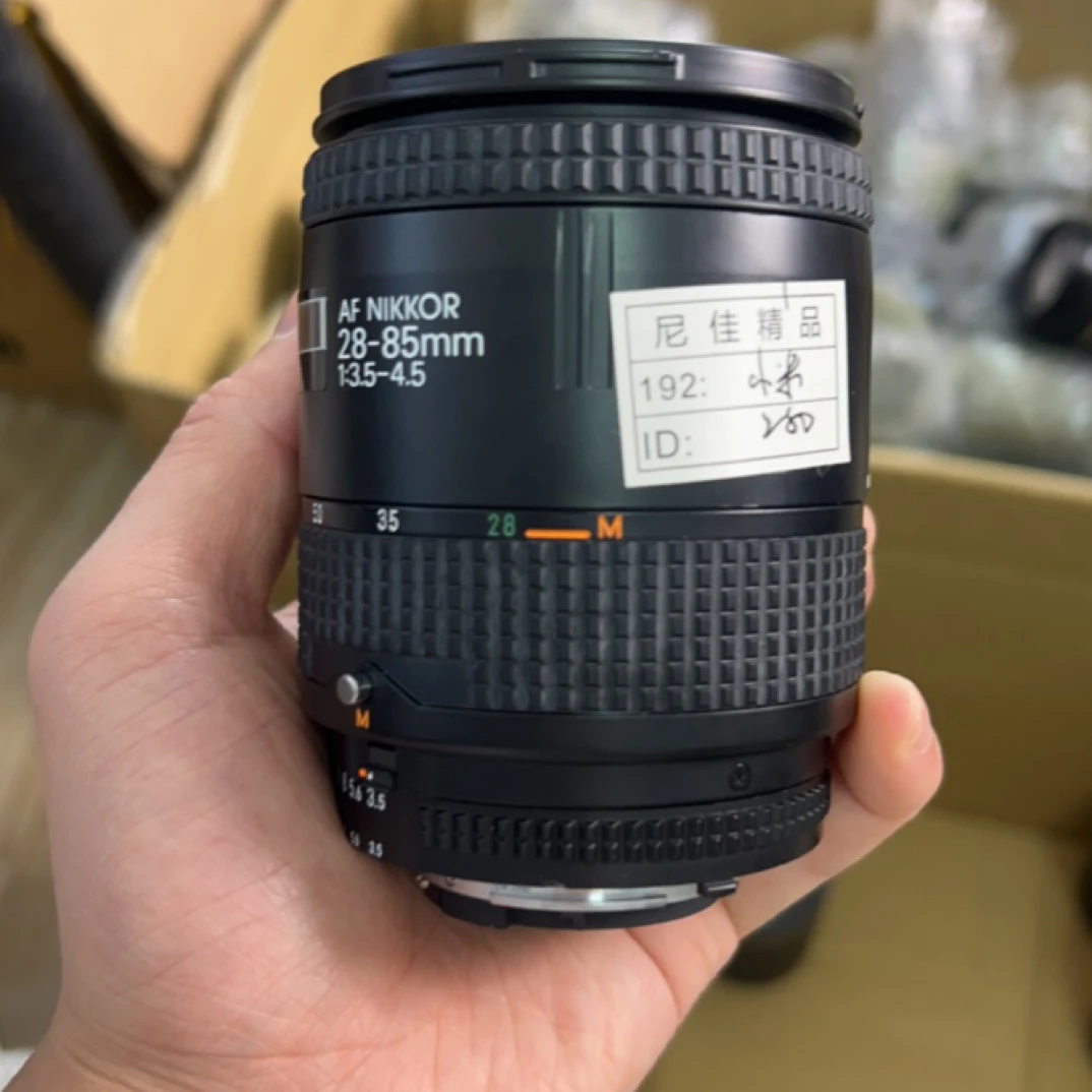 9新 Nikon/尼康 Canon/佳能 - 卡口 二手单反相机/镜头（无配件）