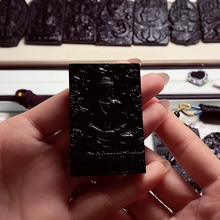 天然缅料A货大日如来A447