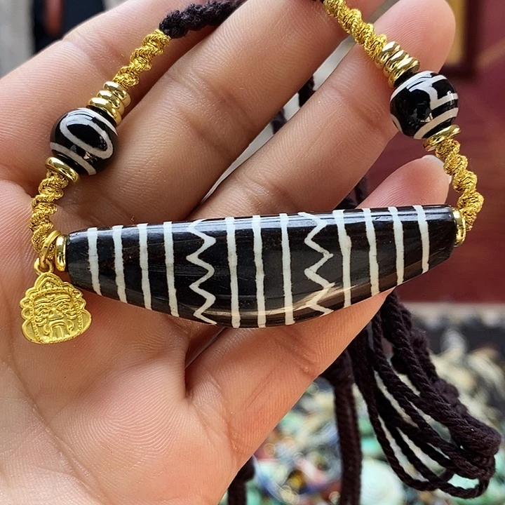 玛瑙/玉髓合金颈饰