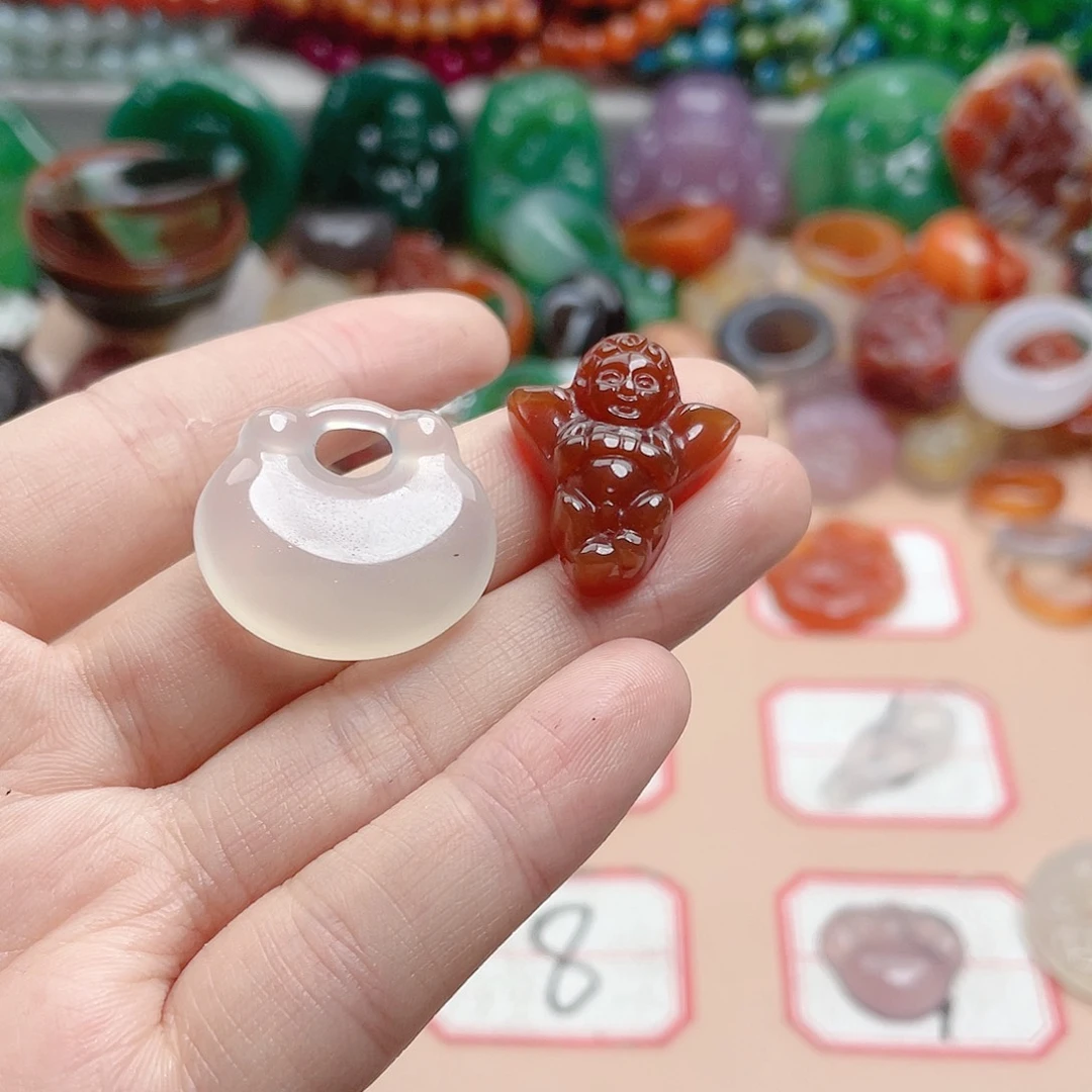 玛瑙/玉髓颈饰合金年*