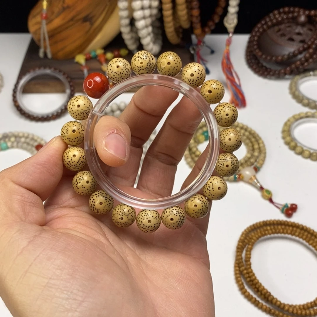 星月菩提吊坠被***?菩提