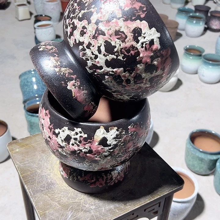 高度19厘米口19厘米