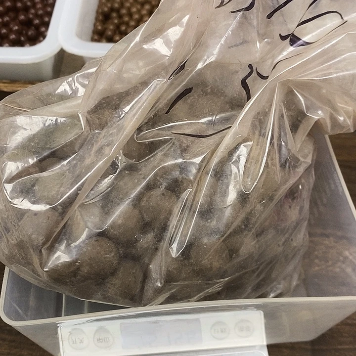 黑龙涎1.5半成品合香珠到手575克左右