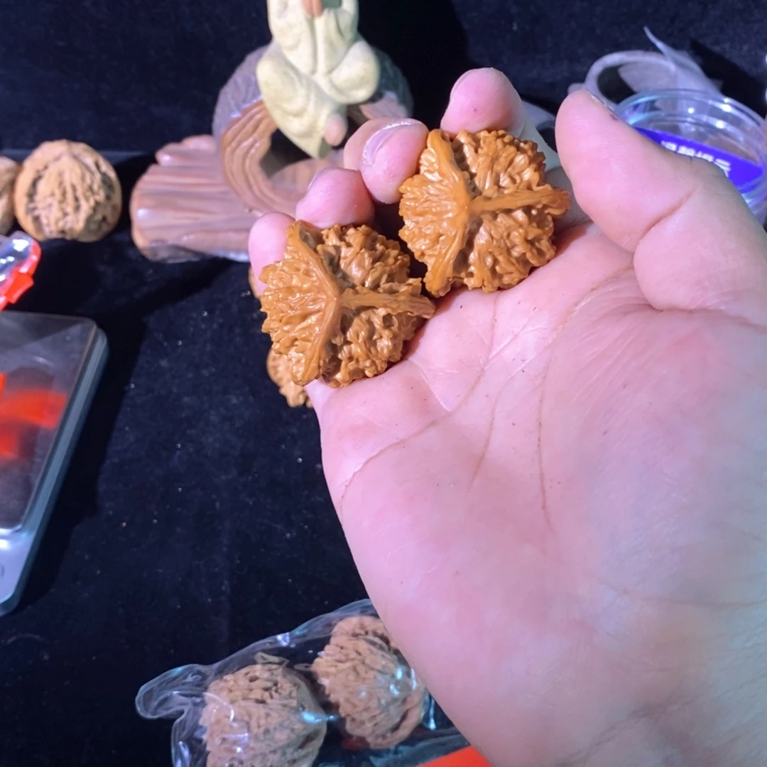 吊坠桃核盘山正奔