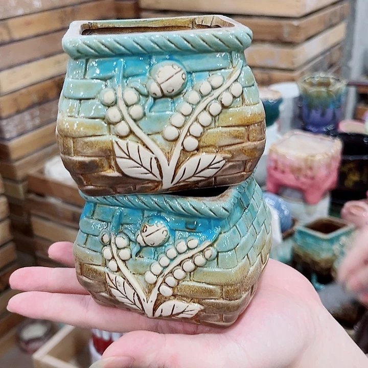 有孔.凑单10元陶瓷花盆发货！