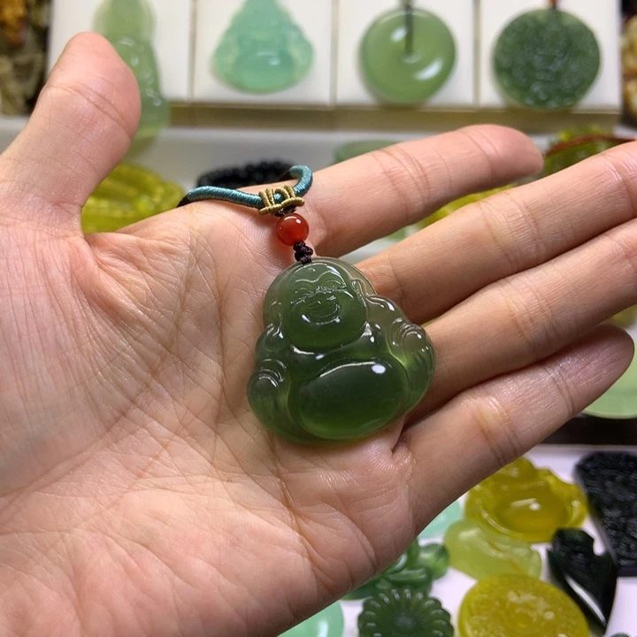 【闪购商品】未镶嵌蛇纹石玉颈饰