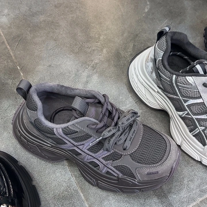 437547735紫色38码