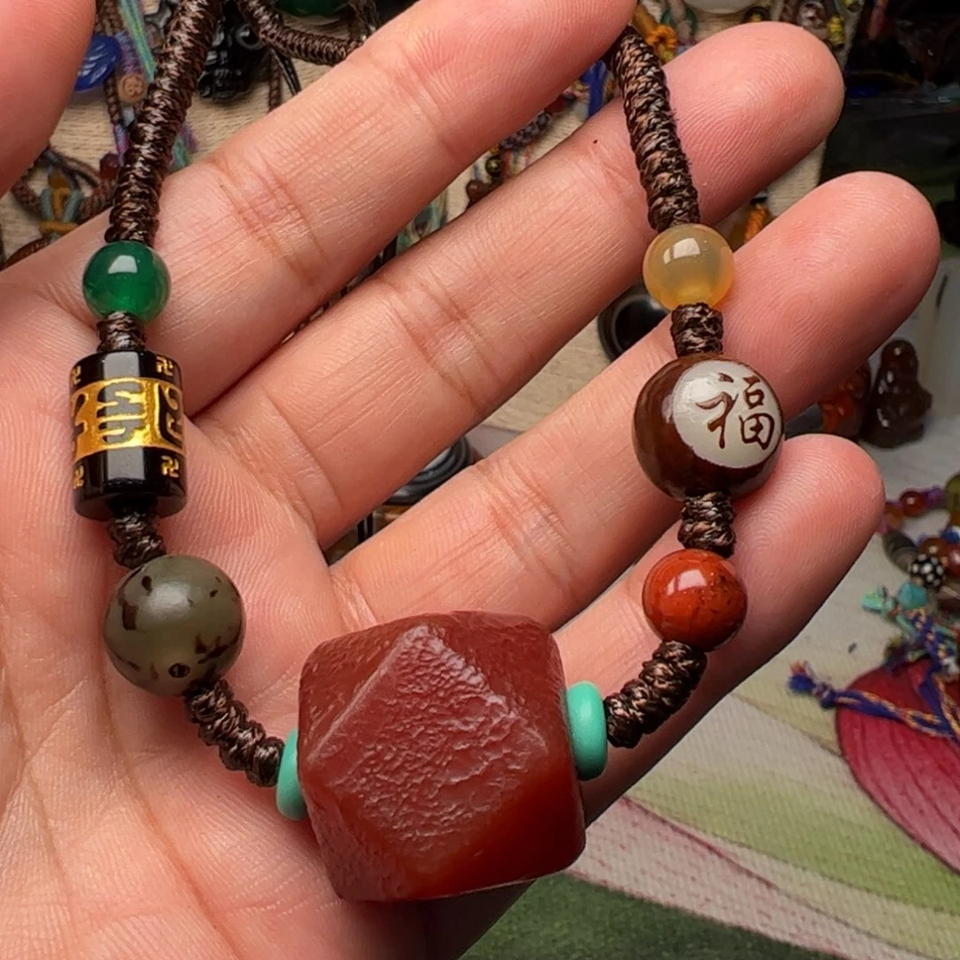 玛瑙/玉髓颈饰未镶嵌