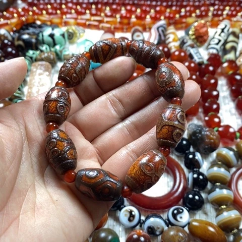 玛瑙/玉髓未镶嵌挂件