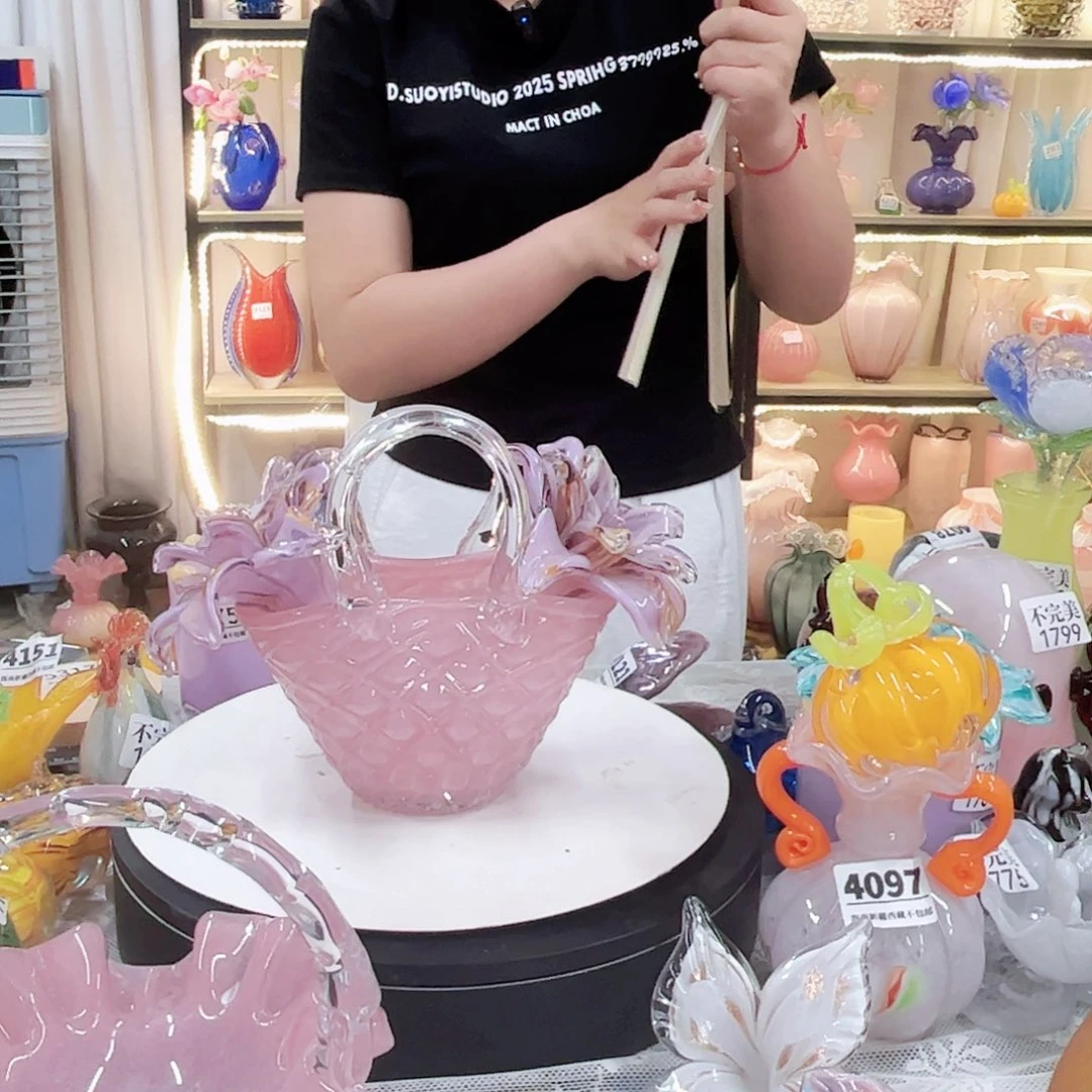 两个花头加包花瓶花器摆件