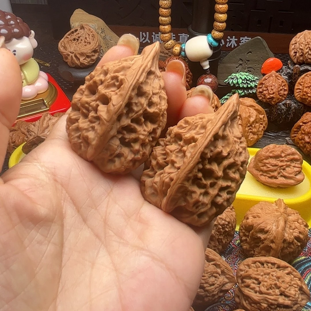 吊坠文玩核桃全品剑齿虎38