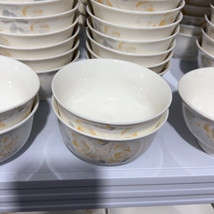 瓷清雅4.5金钟碗5个