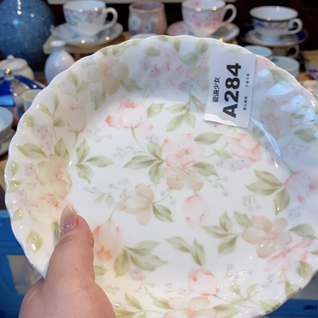 瓷片伍*哈哈哈哈哈哈哈哈