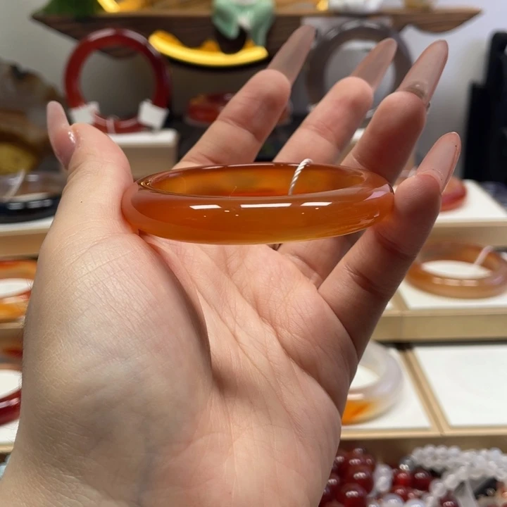 玛瑙/玉髓未镶嵌手镯