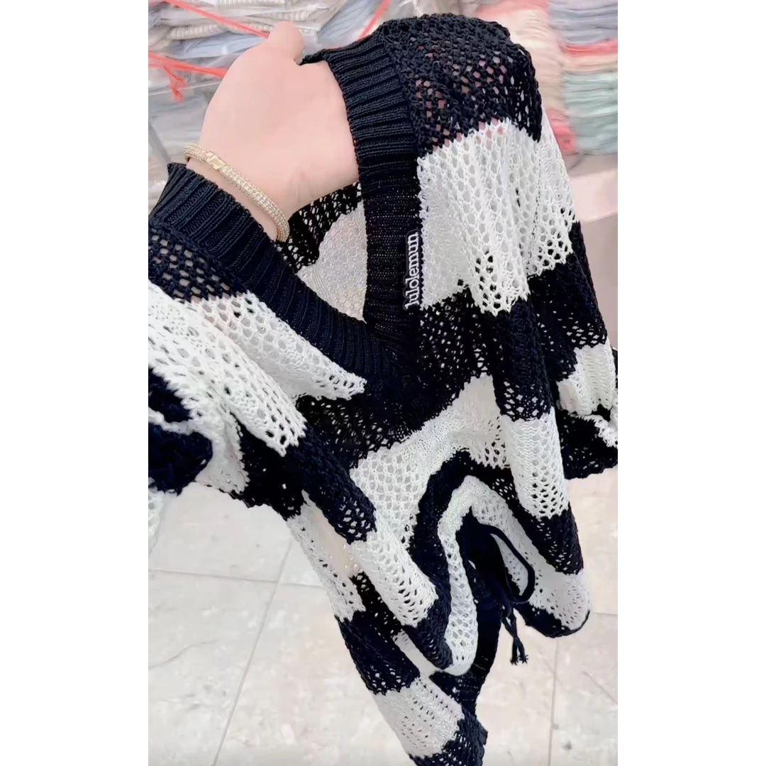 今年流行穿搭2025夏季新款温柔风V领镂空毛针织衫休闲风长袖上衣