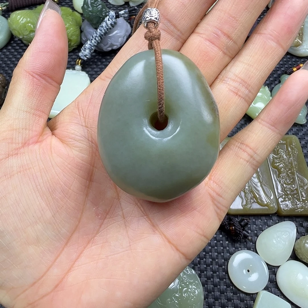 和田玉未镶嵌吊坠(不含链)卡49.5（福利漏，不退不换）