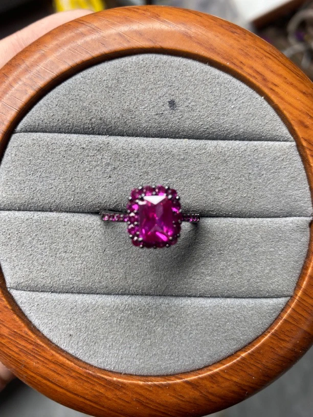 玫红戒指百搭111