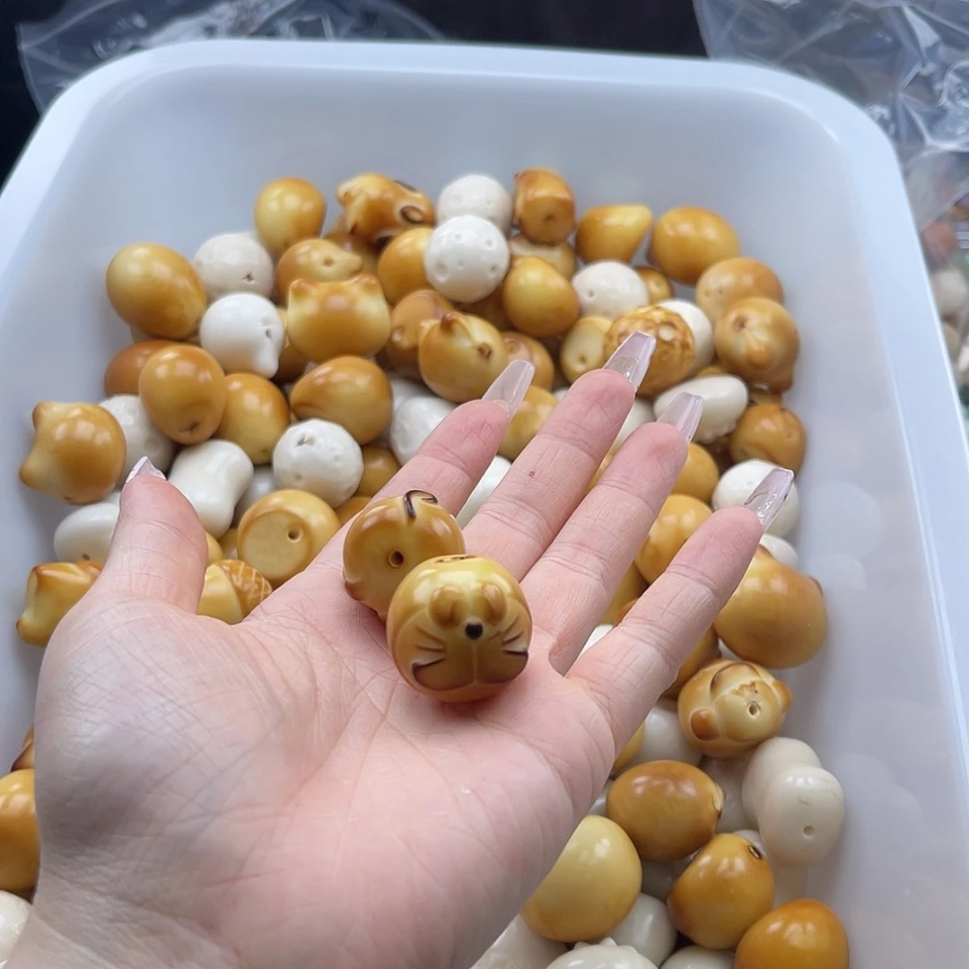 白玉菩提吊坠黄**乔b瑕30mm/2颗