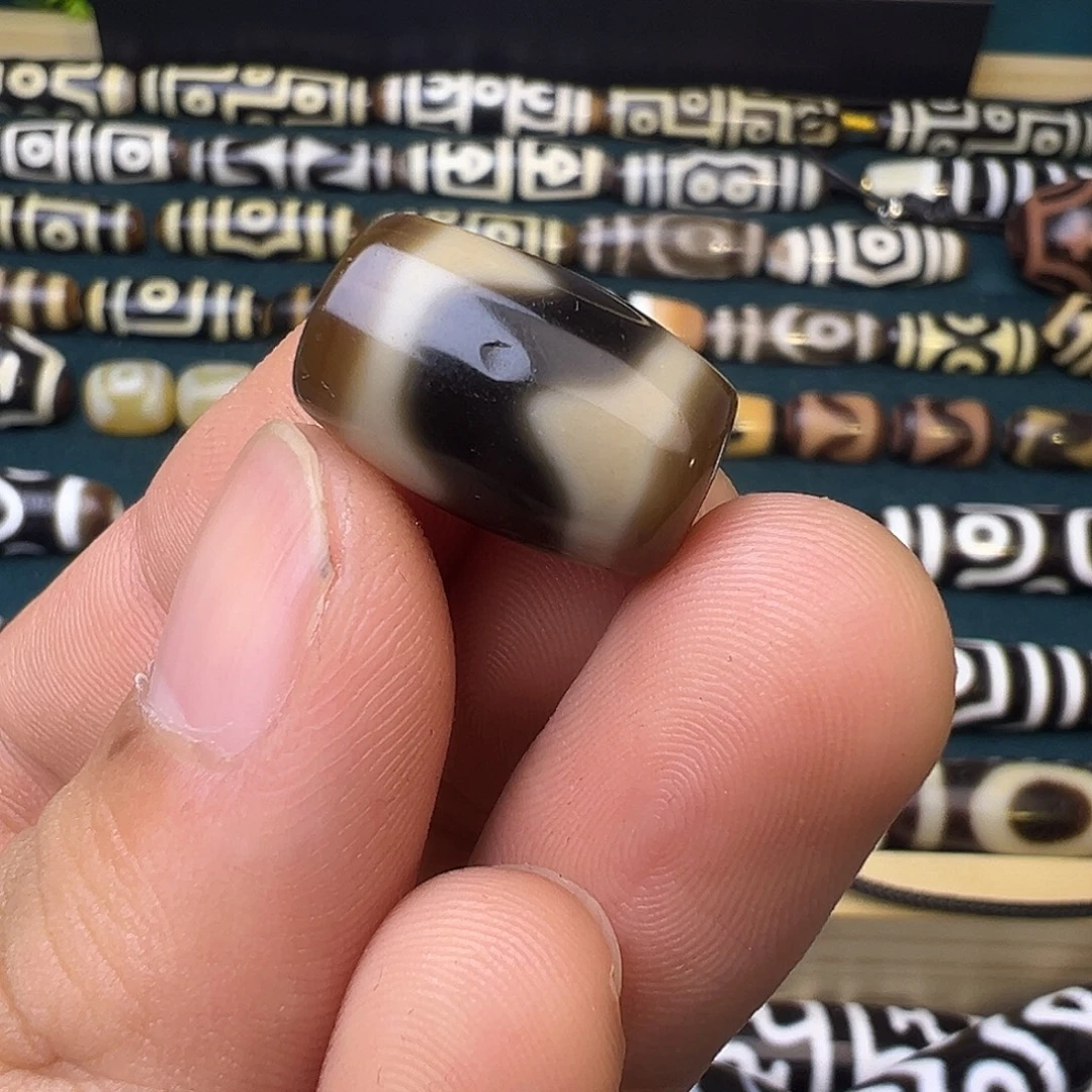 玛瑙/玉髓合金颈饰