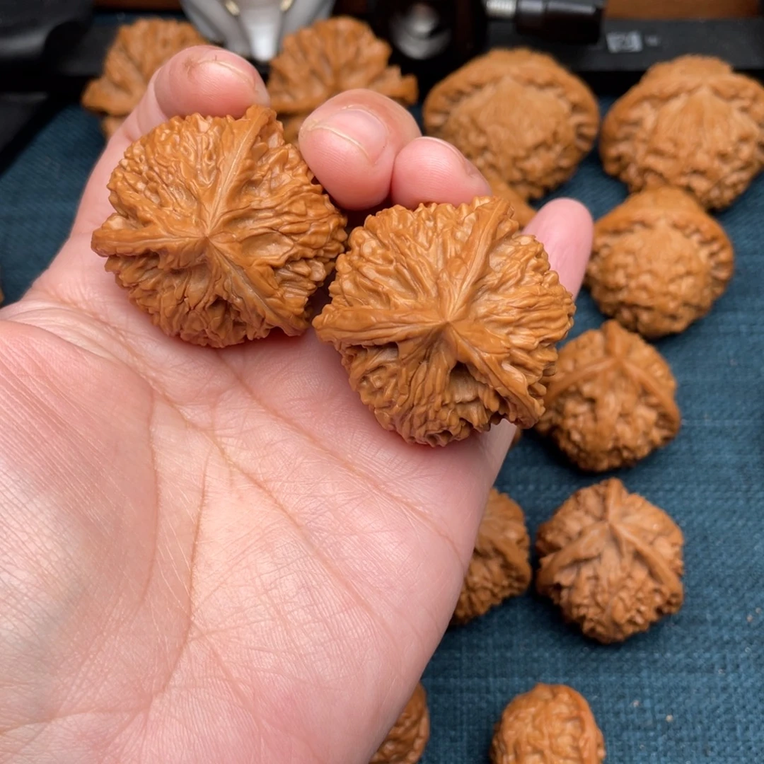 文玩核桃把件全品玉龙球奔41