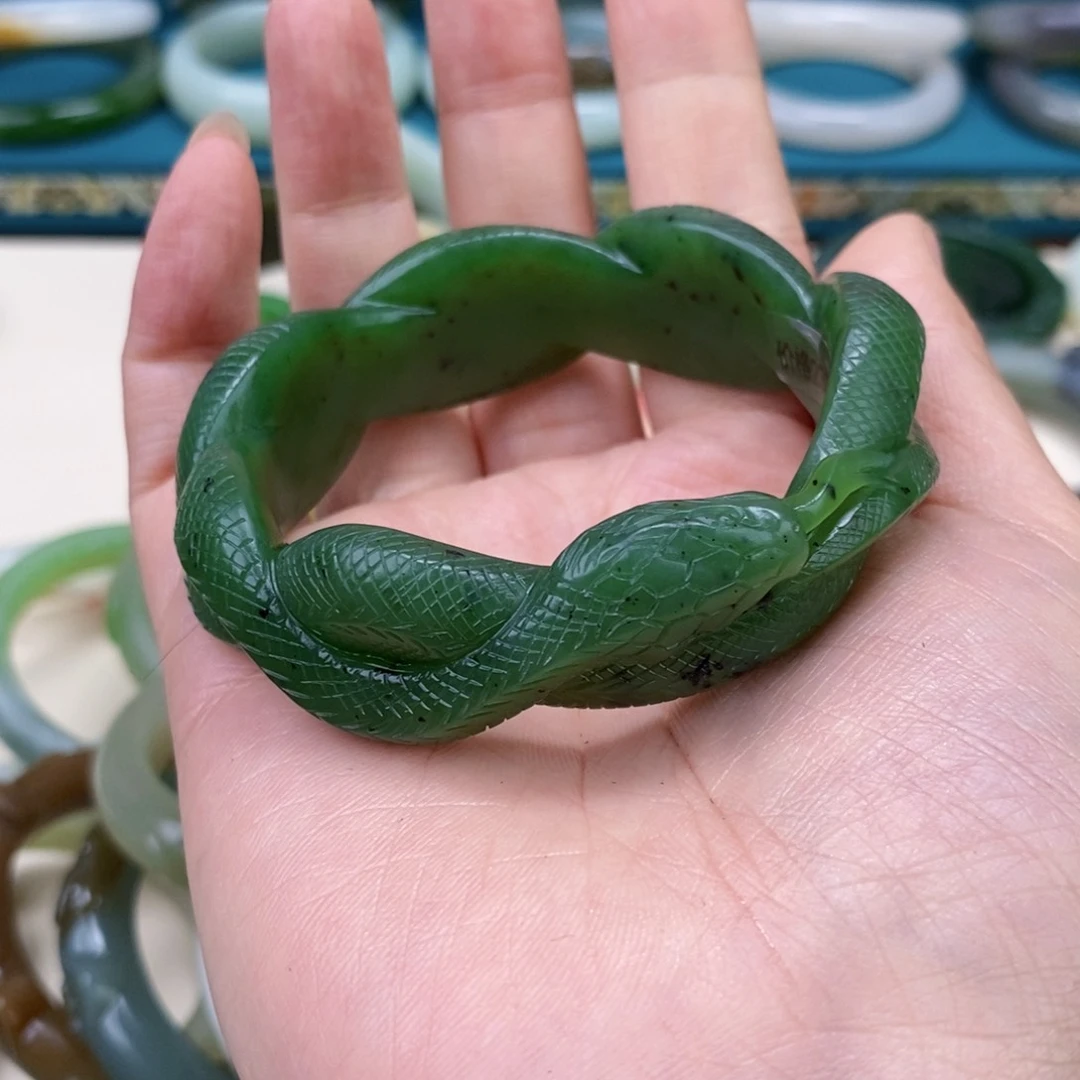 和田玉手镯未镶嵌周*噶