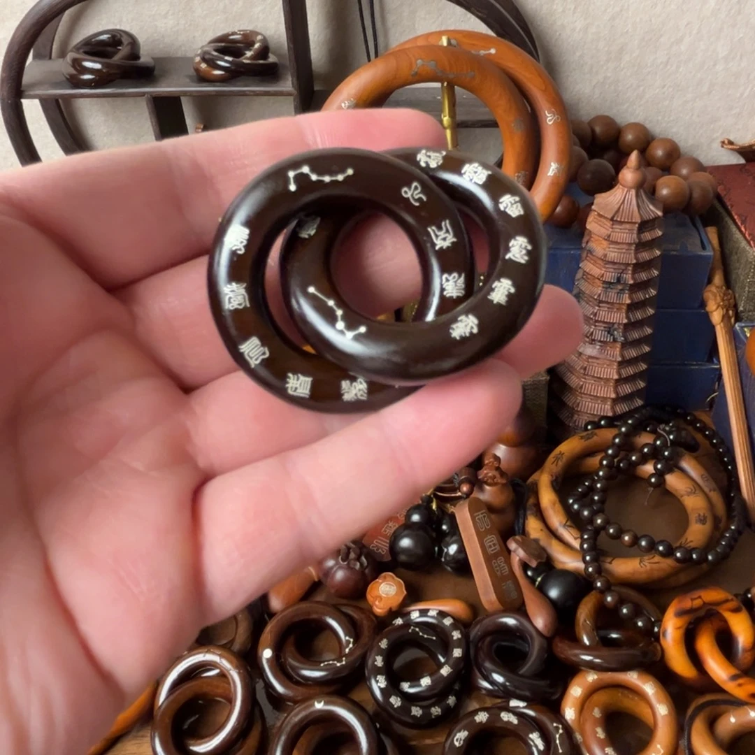 枣木老料乾坤圈玉化镶银十字讳字2.5