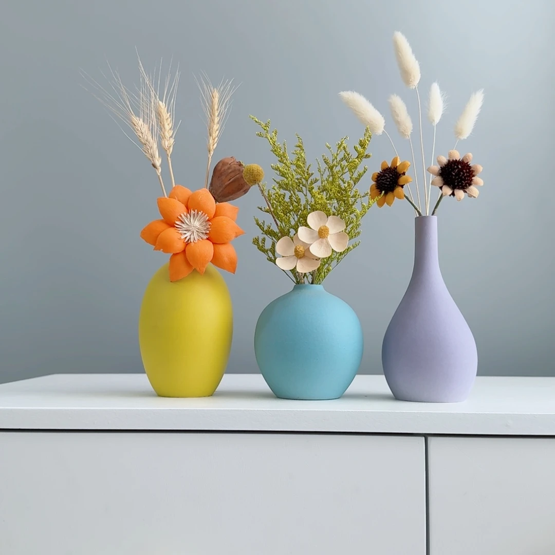 瓷片陶瓷小花瓶含花总高约20-30cm