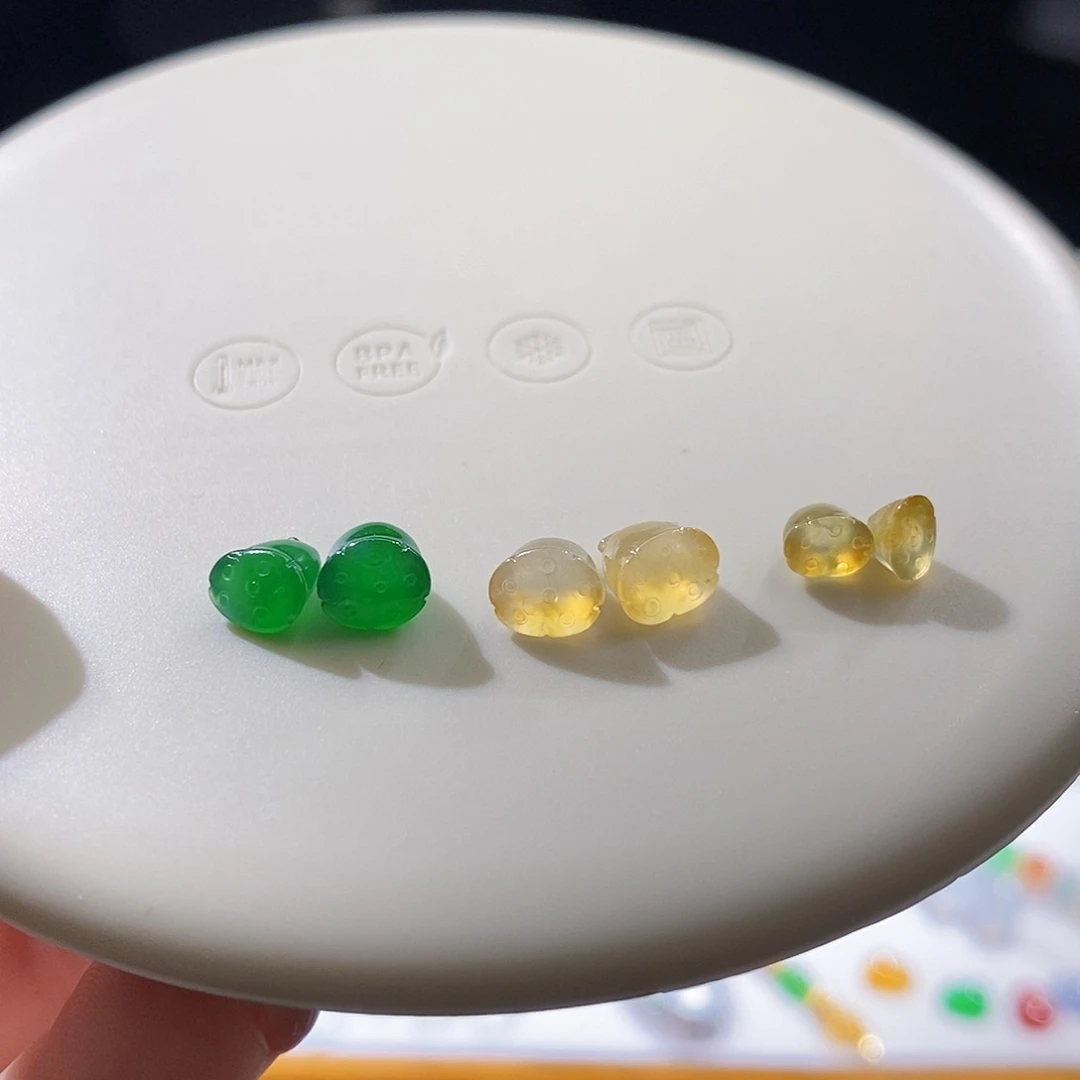 翡翠裸石莲蓬六颗