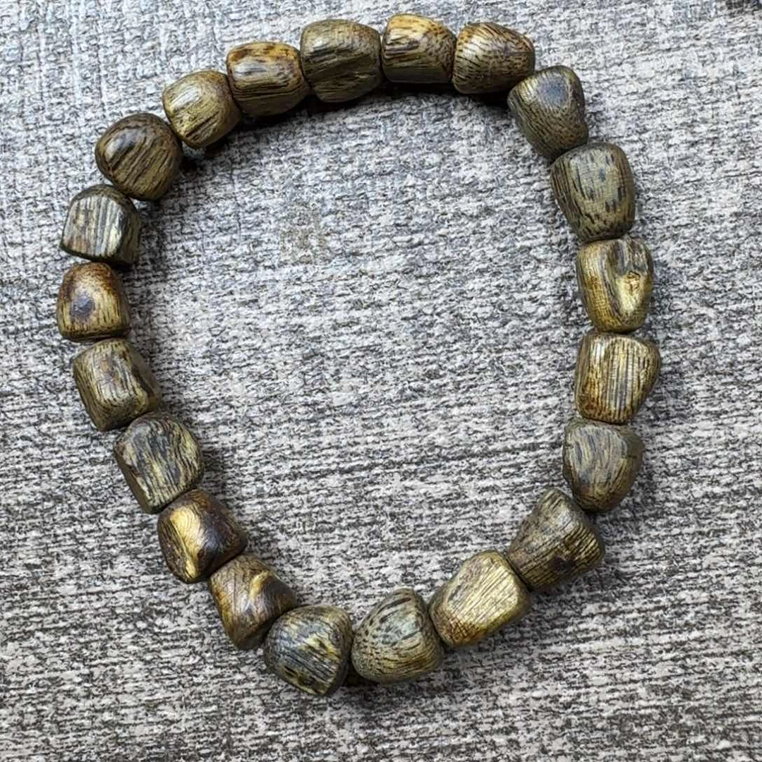 沉香碎屑沉香棋楠树心珠0.9/7