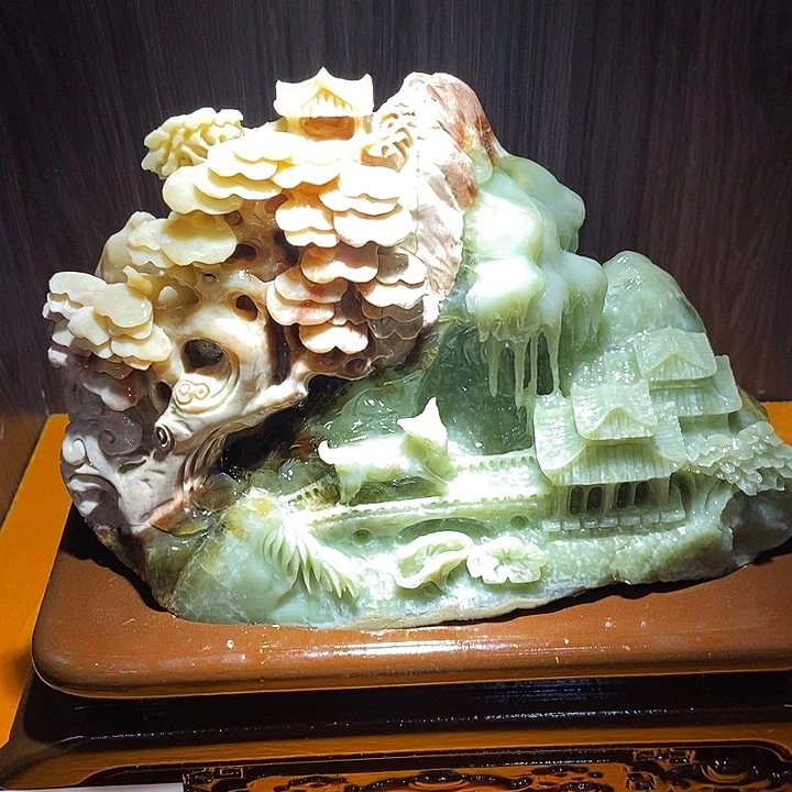 蛇纹石玉（覆膜）合金珠宝奇石