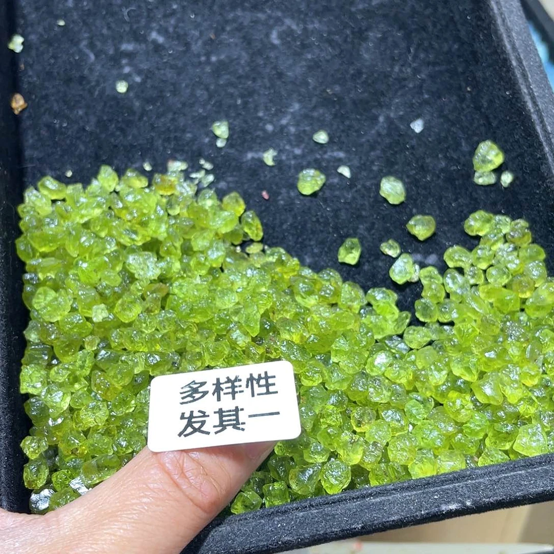 水晶摆件…..未镶嵌10g