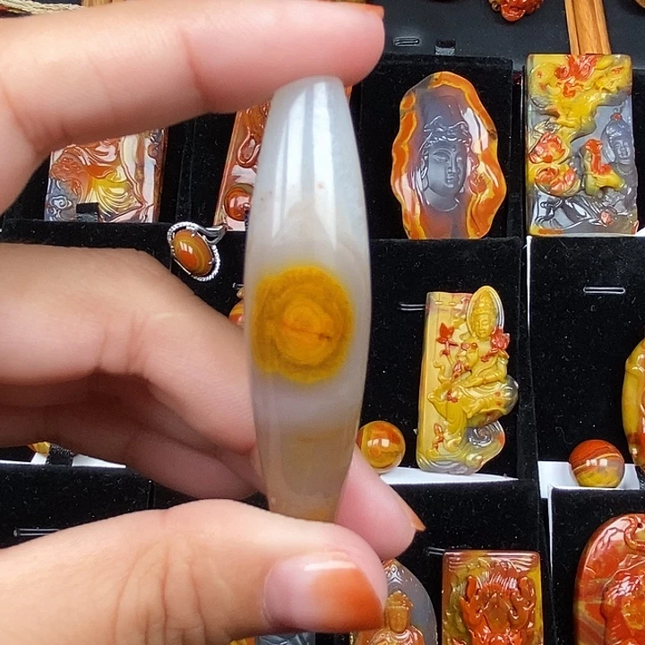 玛瑙/玉髓未镶嵌天然玛瑙战国红