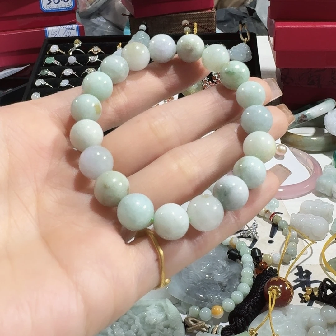 米***多翡翠未镶嵌颈饰5884