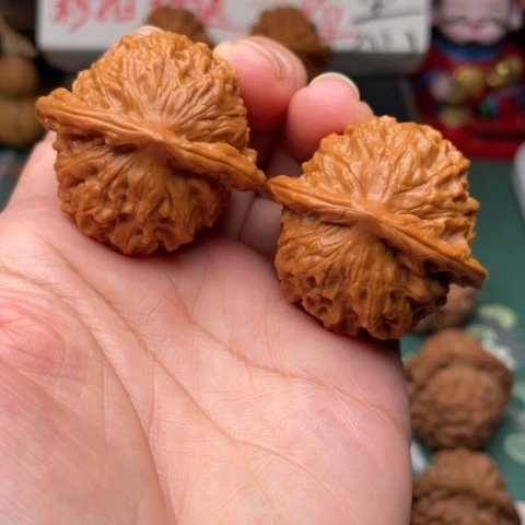 【闪购商品】把件文玩核桃39瓷娃娃