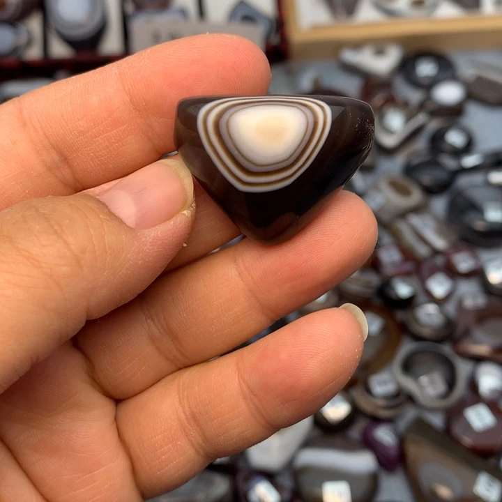 裕***囍玛瑙/玉髓散珠缠丝玛瑙