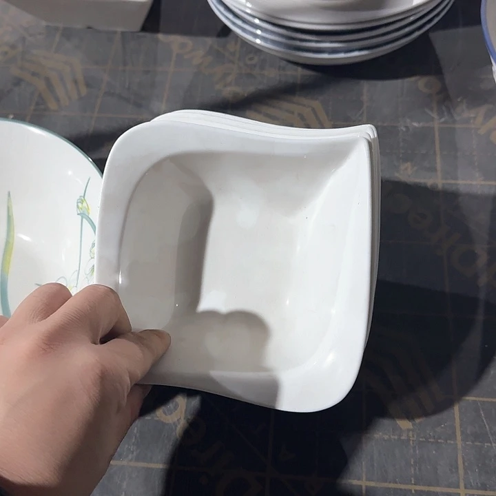 瓷5 英寸 异型小碗  4 个