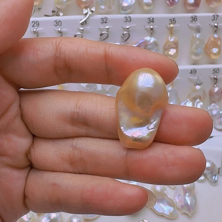 未镶嵌颈饰淡水珍珠