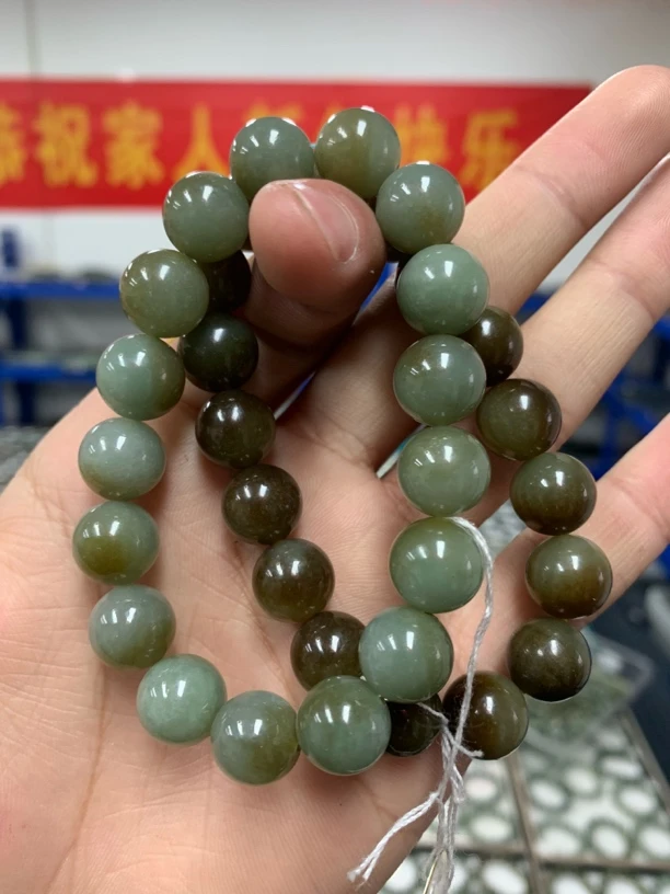 A312纯天然新疆和田玉卡12