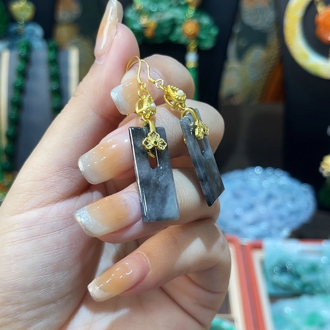 翡翠未镶嵌耳饰福利