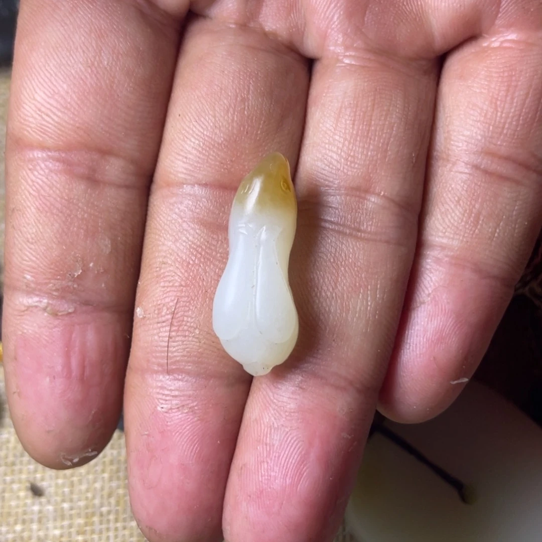 和田玉颈饰未镶嵌李****人