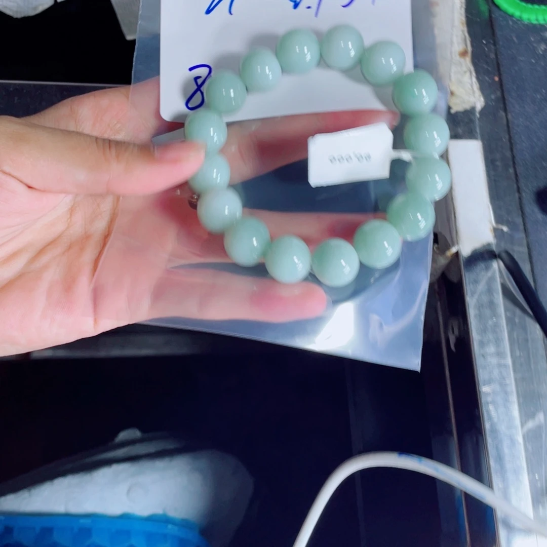 定制翡翠未镶嵌莫*珠串