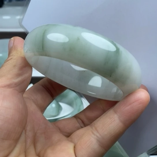 石英质玉（金丝玉）未镶嵌手镯