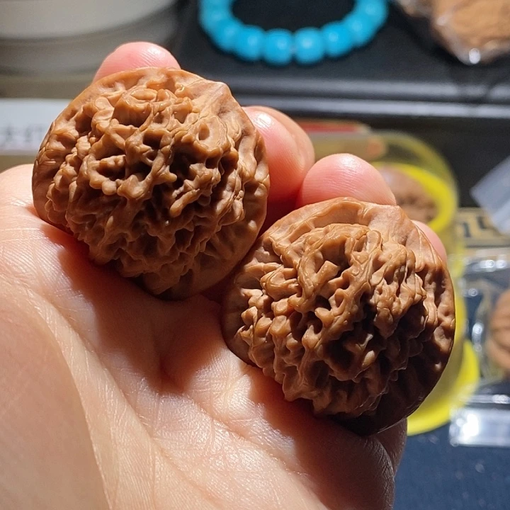 【闪购商品】吊坠文玩核桃常***?秦闷