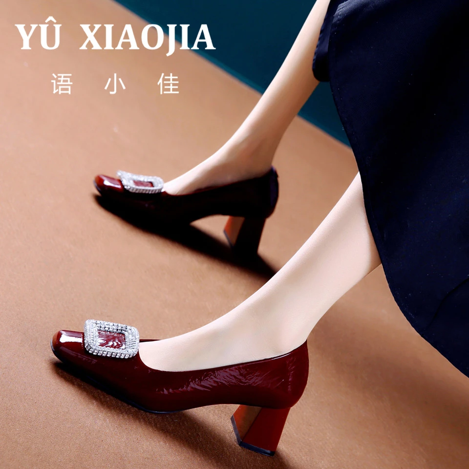 5CM[已开价]春季复古漆皮中粗跟单鞋女士水钻扣方头高跟鞋F9011-8