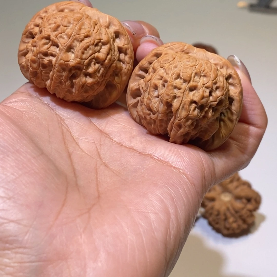 瑞***吊坠文玩核桃狮子