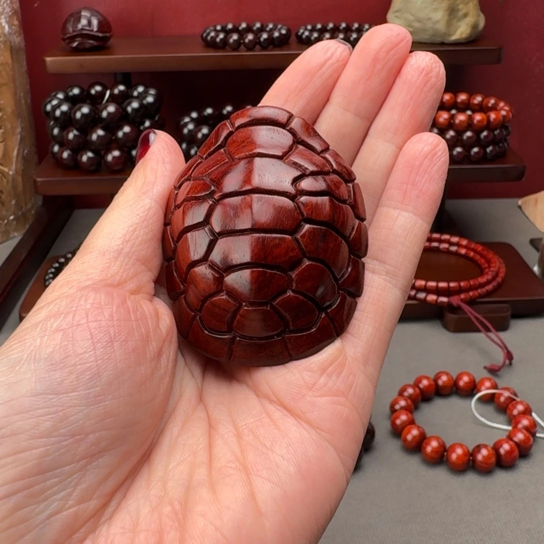 小叶紫檀把件富甲一方